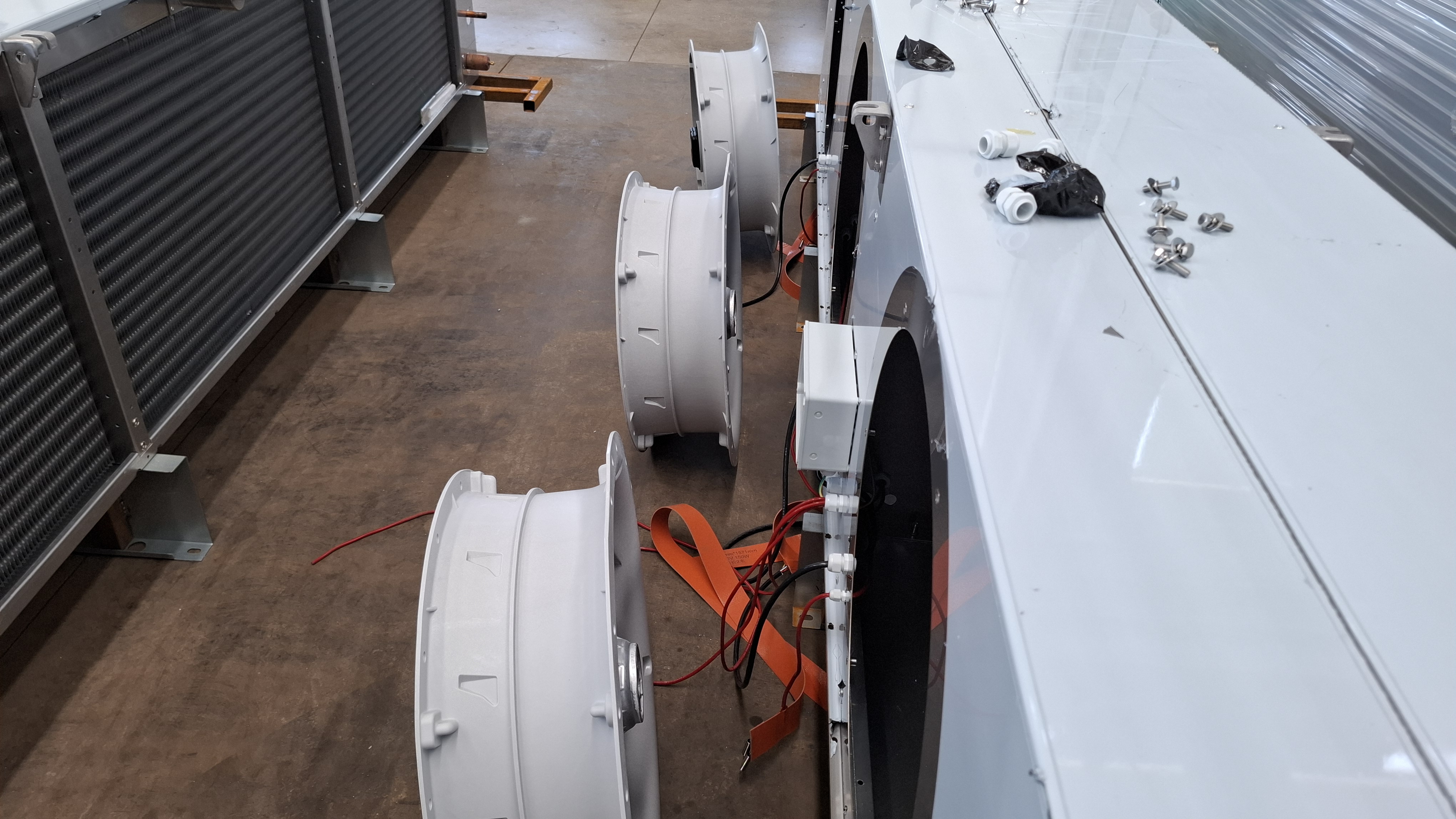 Industrial refrigeration equipment